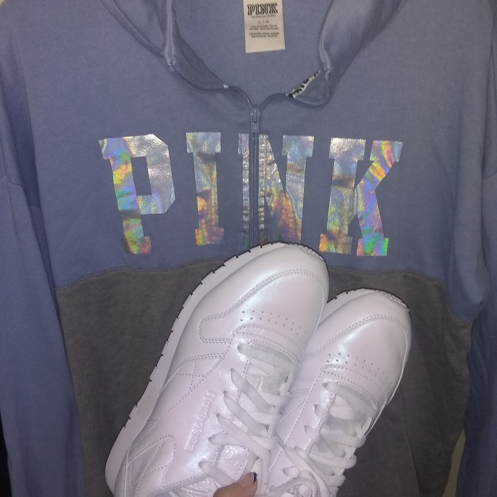 Victoria secret pink large and reebok pearl 10
